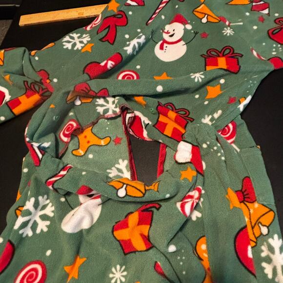XMAS Coming Adult Size XS One Piece Pajamas Pockets Christmas Green - Picture 5 of 5